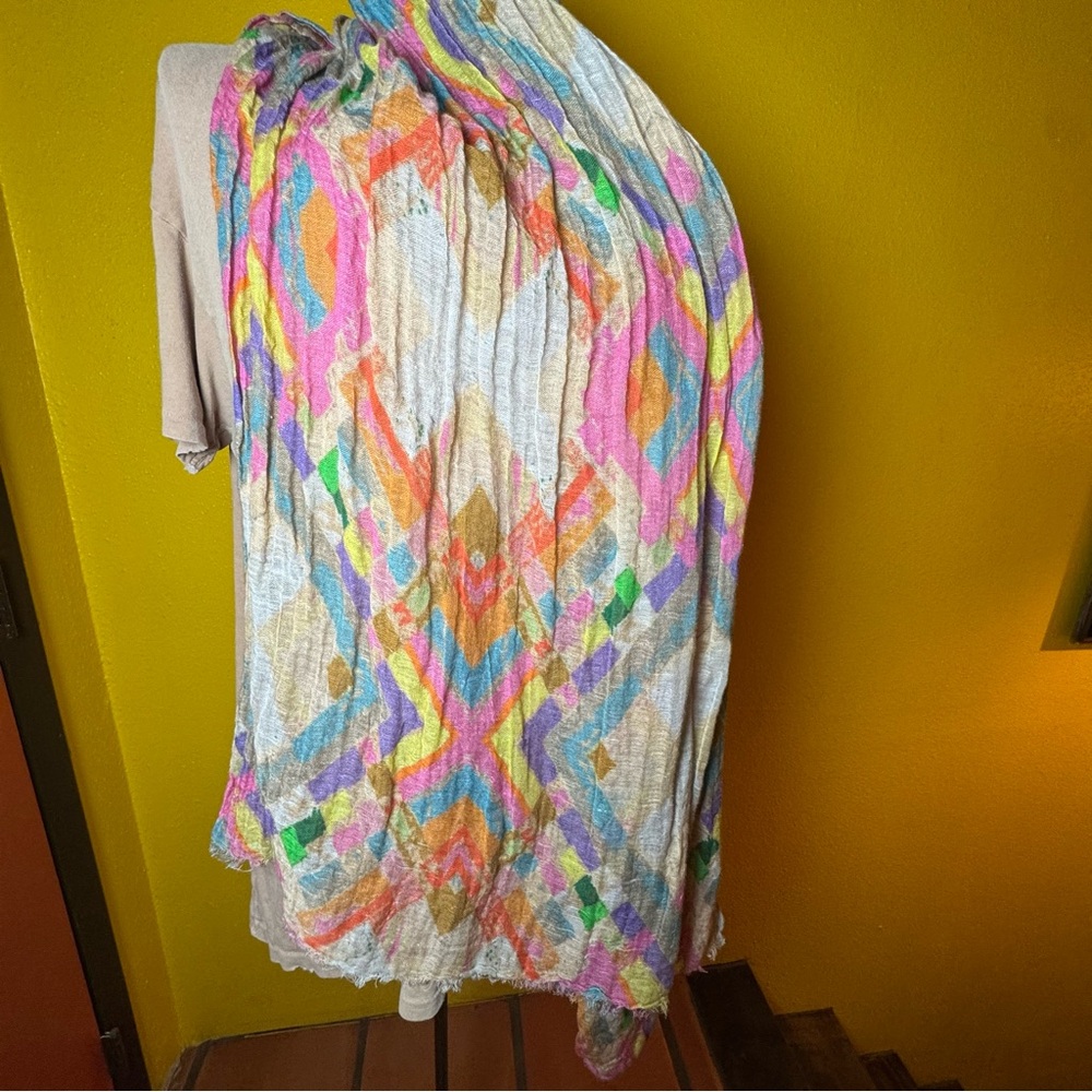 Victoria & Alan Colorful Geometric Pattern Linen and Cotton Scarf